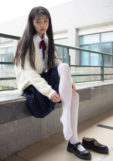 李丽珍三级52次_BD英语高清视频观看