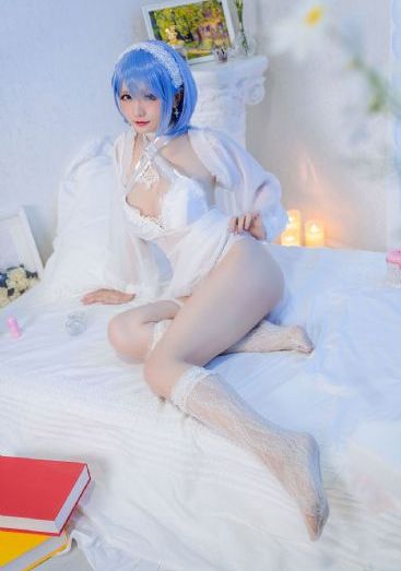 女教师教室hd在线观看_免费高清日本成人在线